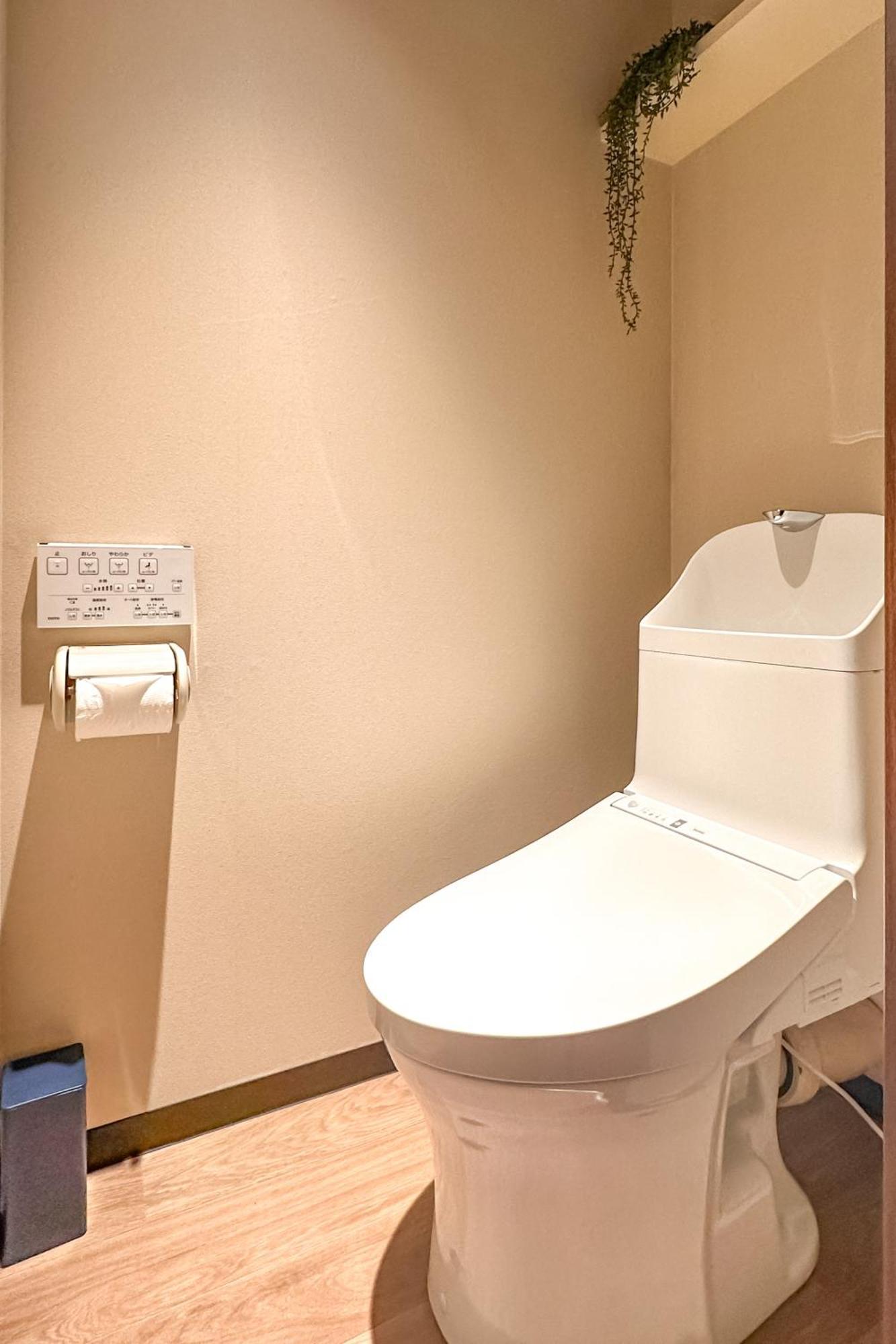 Apartment Hotel 11 Shinsaibashi Amemura Osaka Exterior photo